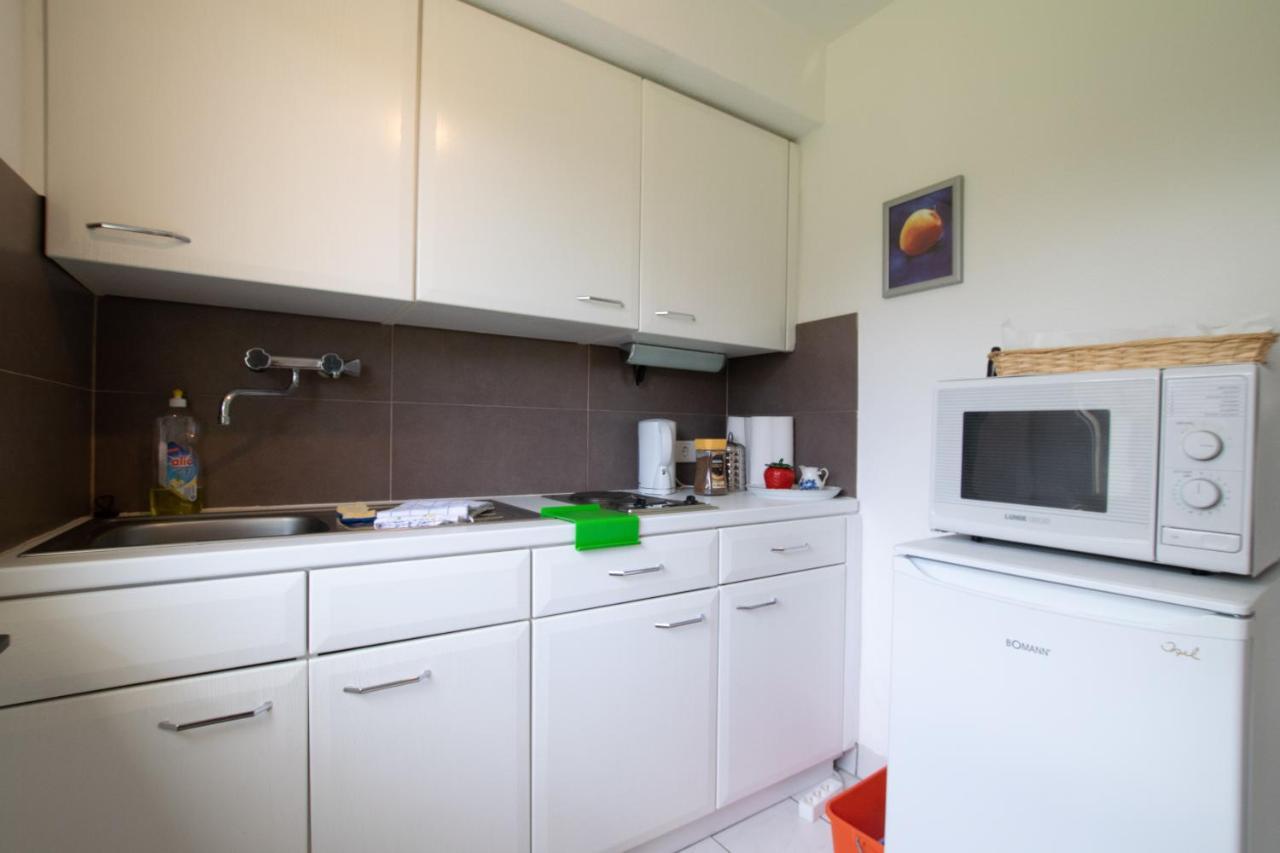 Big 1 Room Apartment - 15 Min Messe Dus Meerbusch Bagian luar foto